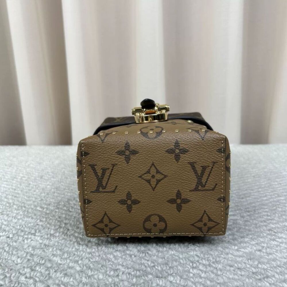 Louis Vuitton Women Pre-Loved Bag Very Good Condition - Picture 3 of 4